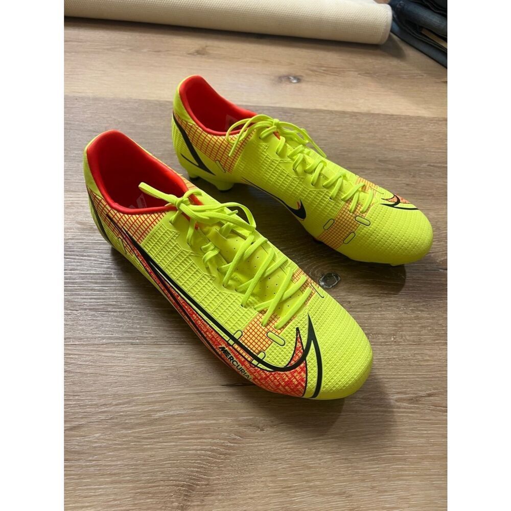 Nike Mecurial Vapor Pro FG Soccer Cleats